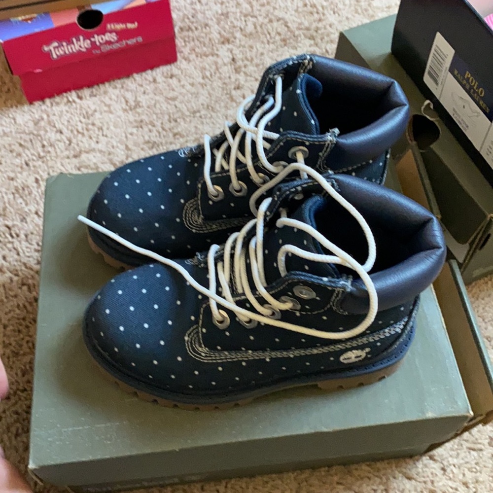 Timberlands - Picture 4 of 4